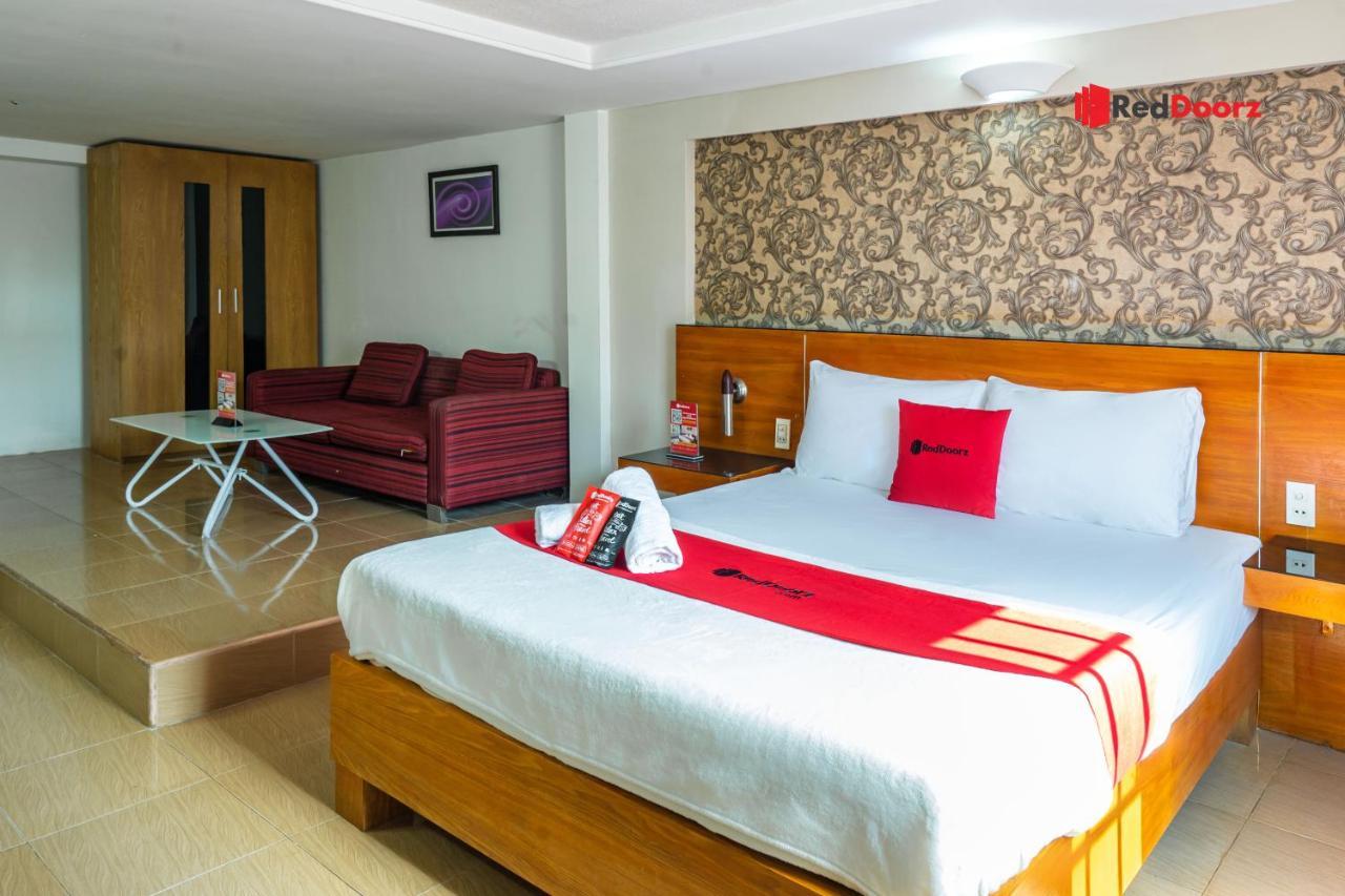 Reddoorz Khoi Nguyen Hotel Ly Chinh Thang Thành Pho Ho Chí Minh Esterno foto