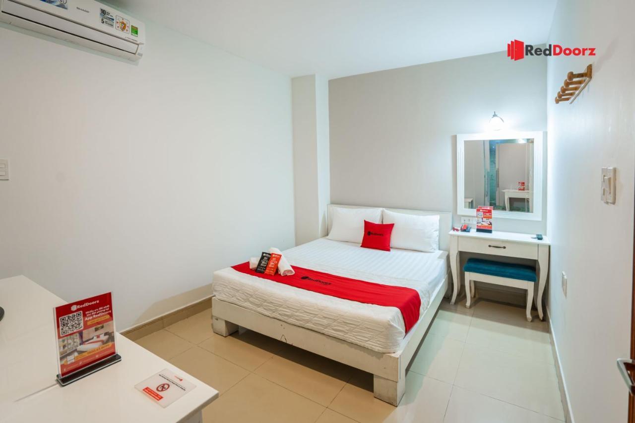Reddoorz Khoi Nguyen Hotel Ly Chinh Thang Thành Pho Ho Chí Minh Esterno foto